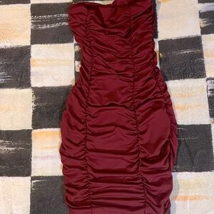 Brand: SHEIN, Size: Xs, Style: Bodycon, Material: Linen. Color: Dark Red.